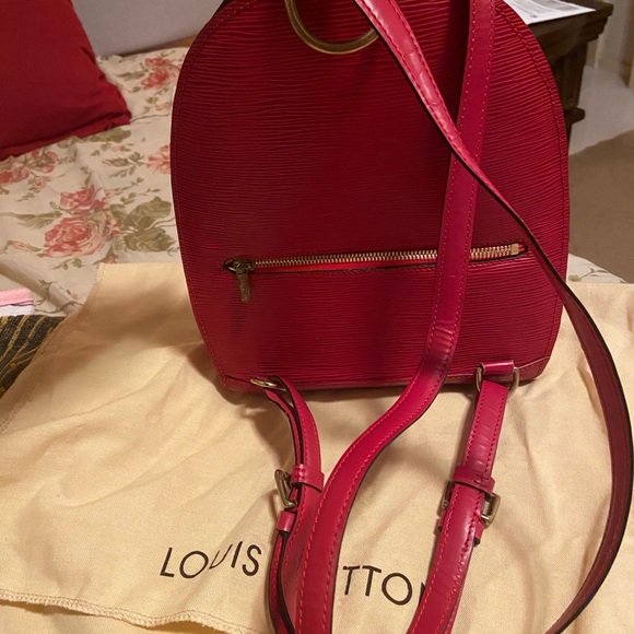 Louis Vuitton Epi Backpack - Picture 5 of 8